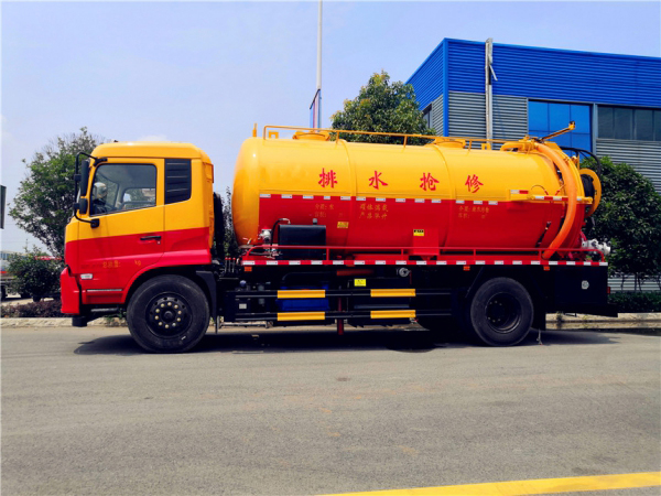 天錦15方一體罐清洗吸污車(chē)